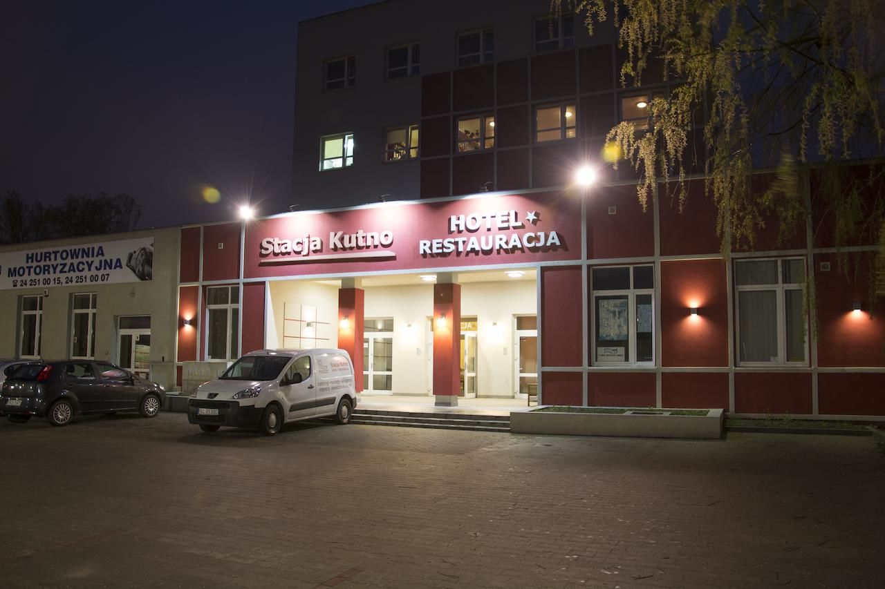 Отель Hotel Stacja Kutno Кутно-36