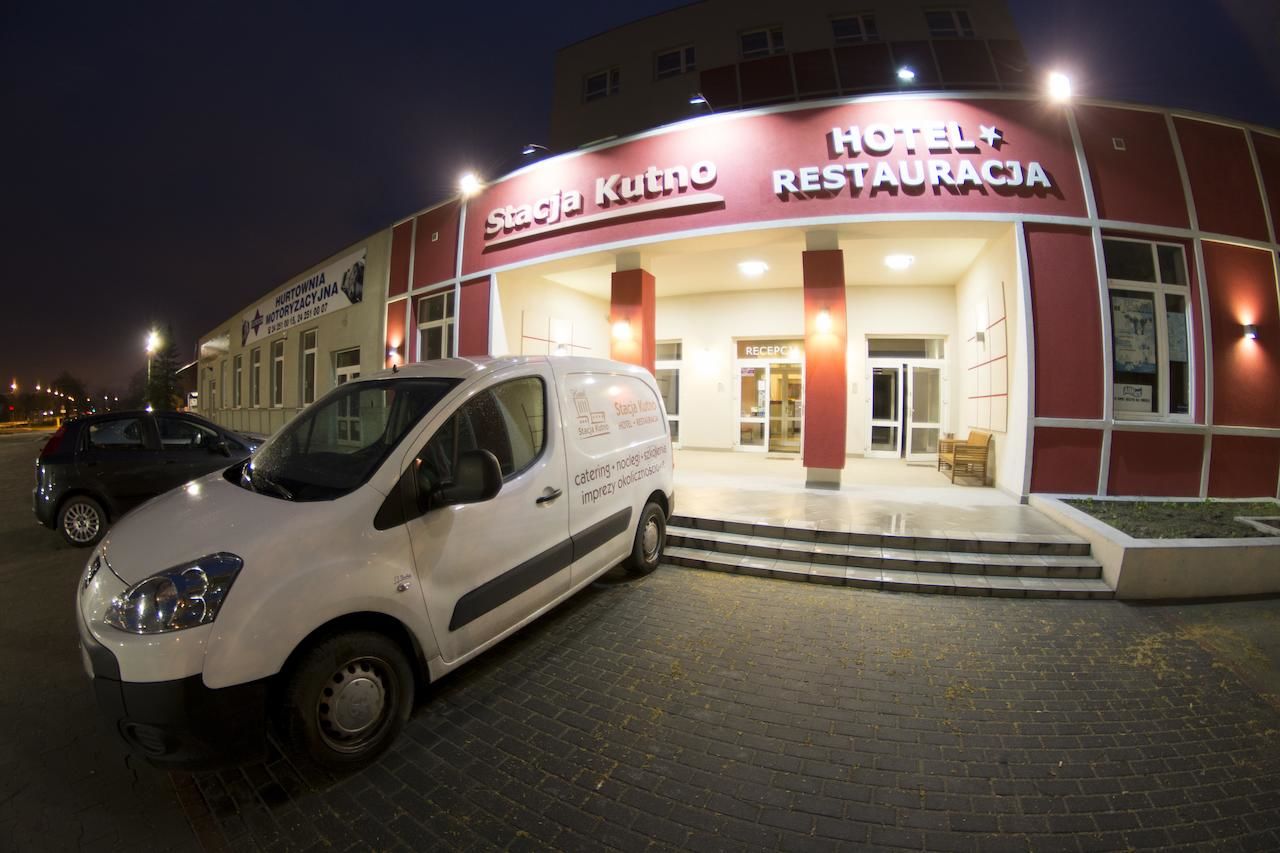 Отель Hotel Stacja Kutno Кутно-37